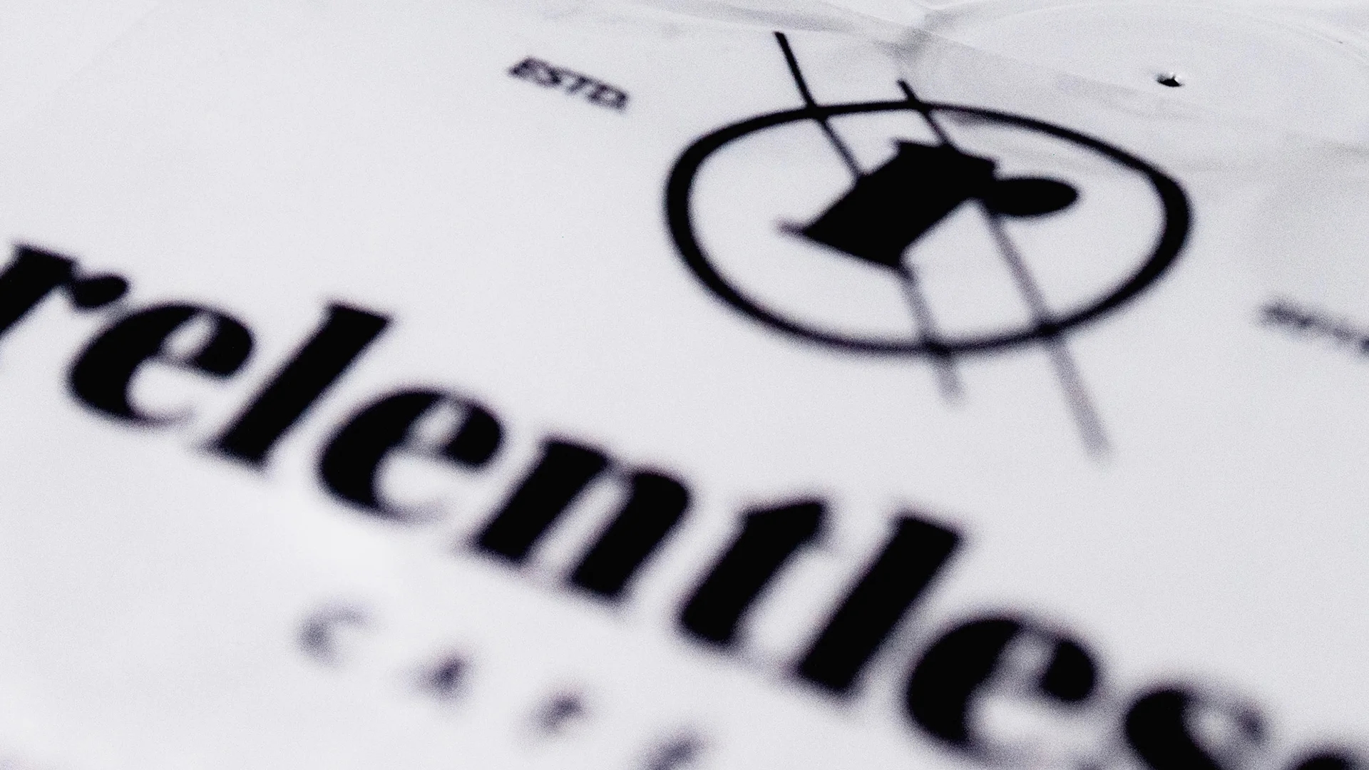 Alemartir Relentless Cafe Cover